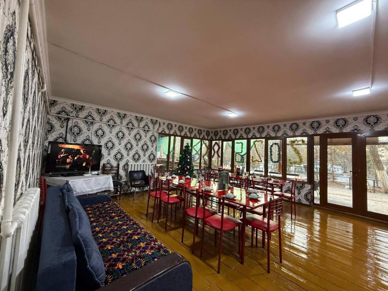 Central Park Hostel Hive Dış mekan fotoğraf