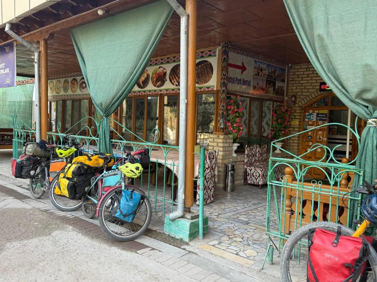 Central Park Hostel Hive Dış mekan fotoğraf
